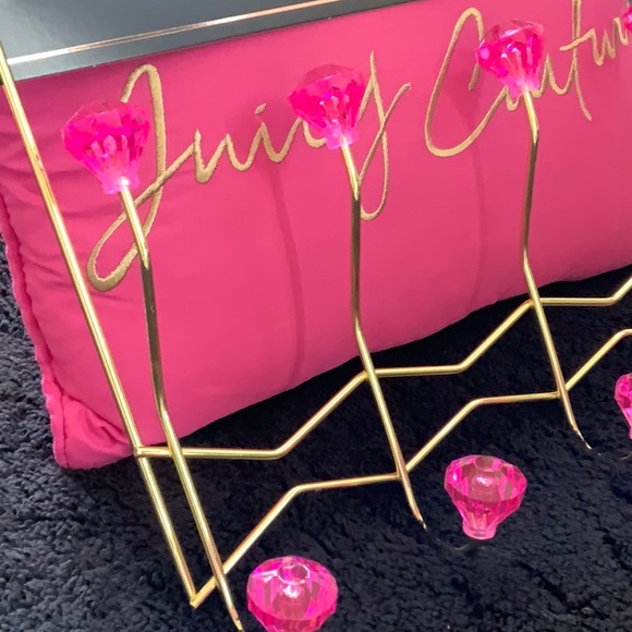 Juicy Couture over door hooks - Picture 4 of 4
